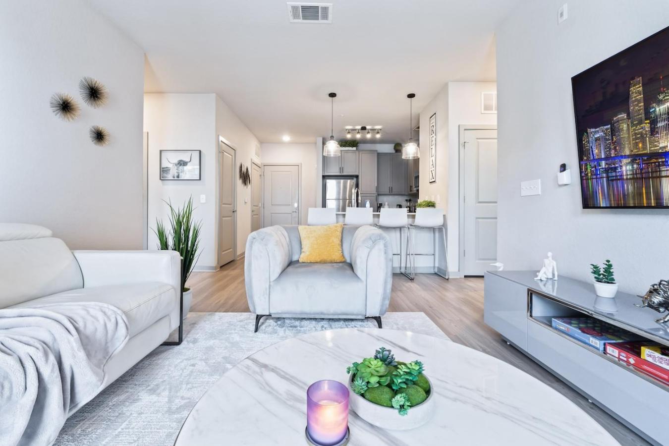 Ferienwohnung Tropicana Field 2 Bed In Dwtwn With Free Parking Sankt Petersburg Exterior foto