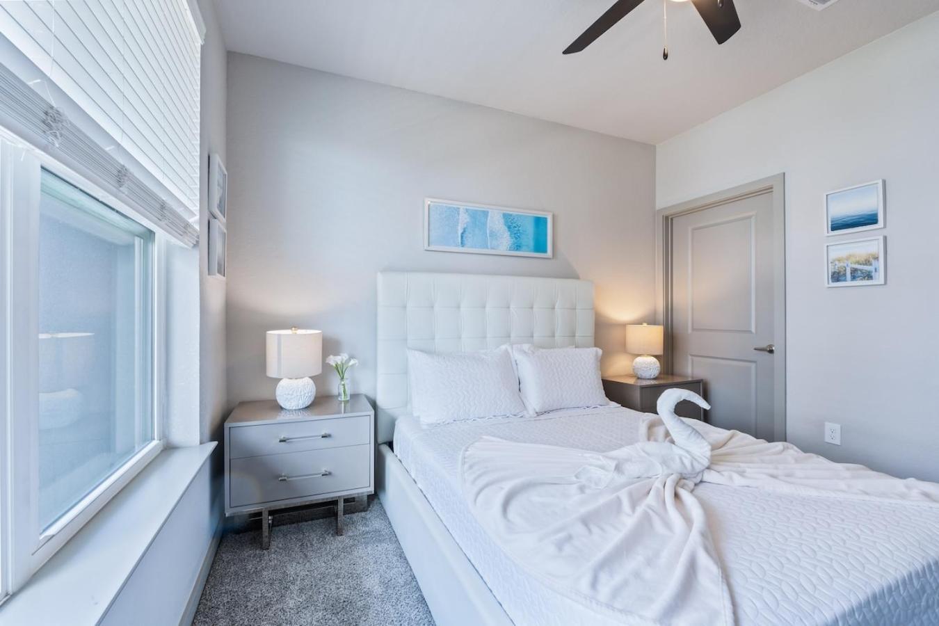 Ferienwohnung Tropicana Field 2 Bed In Dwtwn With Free Parking Sankt Petersburg Exterior foto