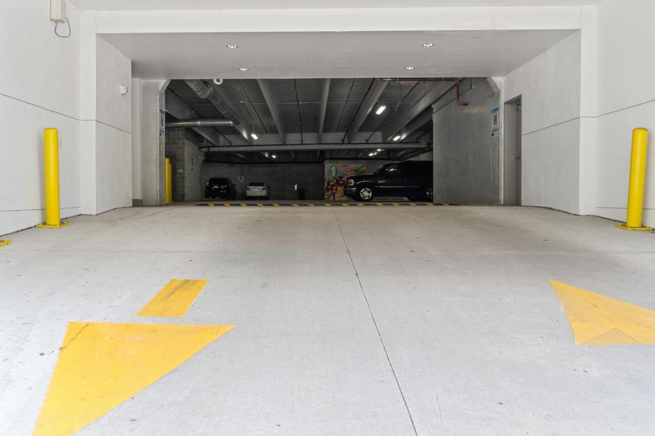 Ferienwohnung Tropicana Field 2 Bed In Dwtwn With Free Parking Sankt Petersburg Exterior foto