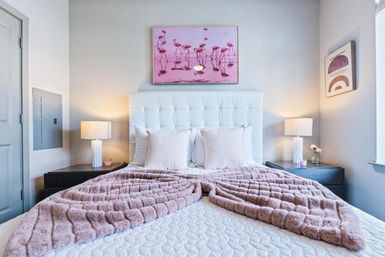 Ferienwohnung Tropicana Field 2 Bed In Dwtwn With Free Parking Sankt Petersburg Exterior foto