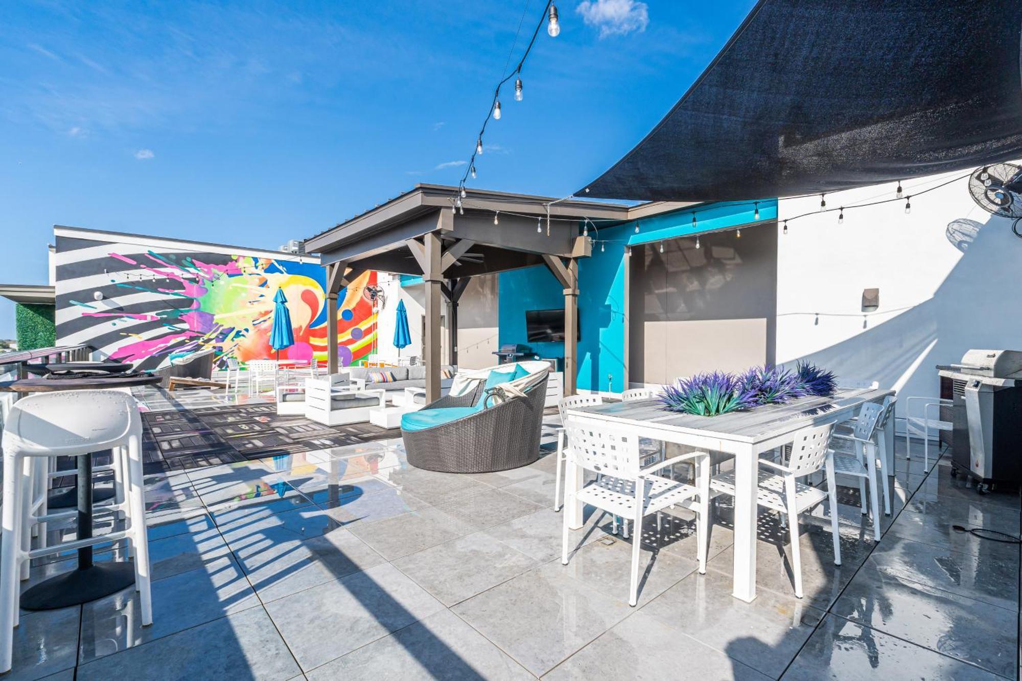 Ferienwohnung Tropicana Field 2 Bed In Dwtwn With Free Parking Sankt Petersburg Exterior foto