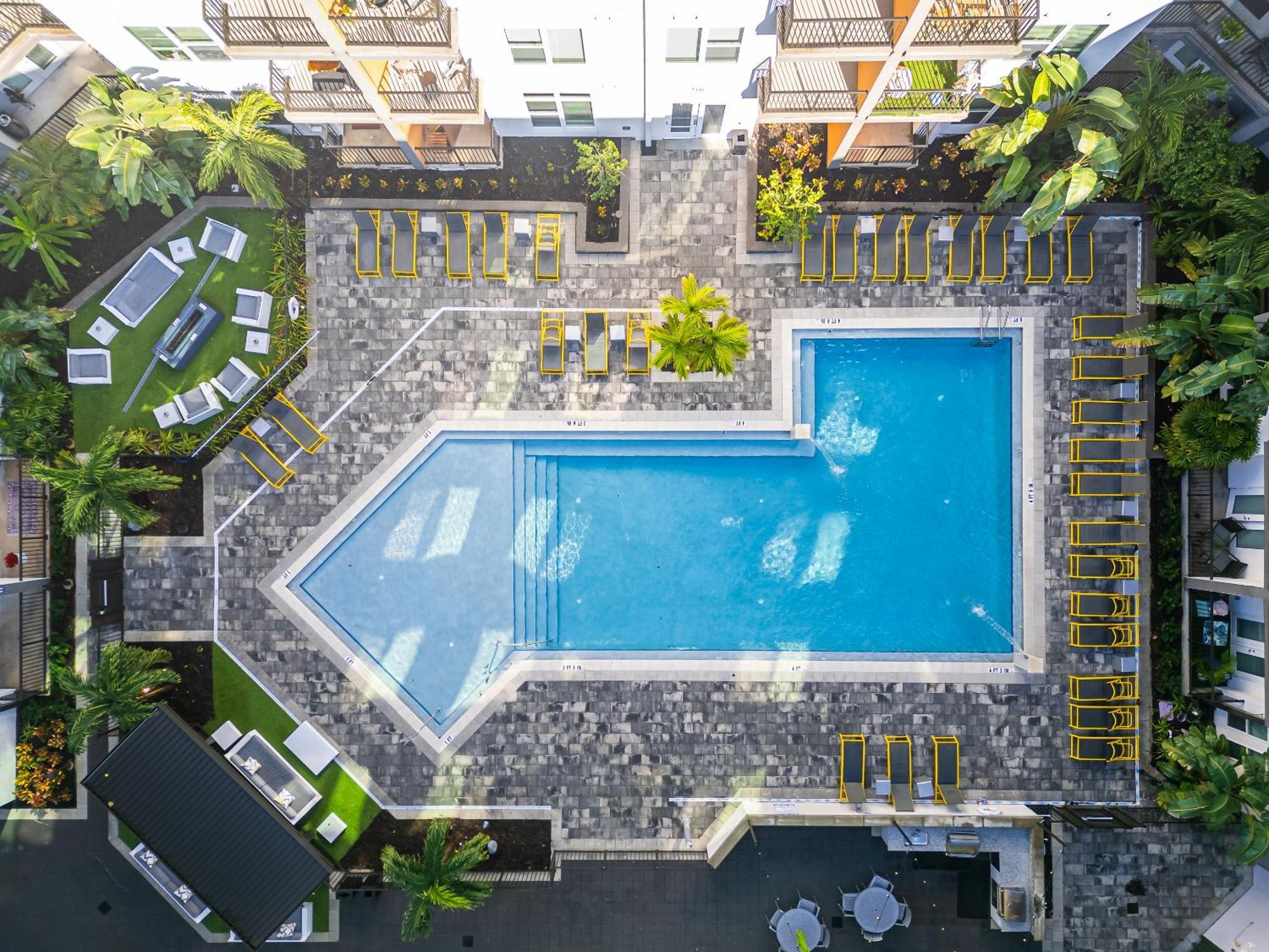 Ferienwohnung Tropicana Field 2 Bed In Dwtwn With Free Parking Sankt Petersburg Exterior foto